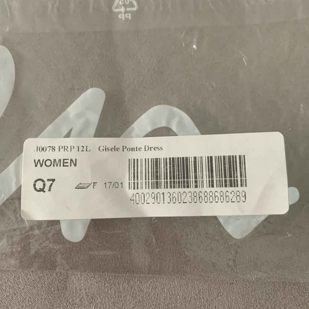 Boden NWOT Gisele Ponte Dress size 8L - Picture 12 of 17